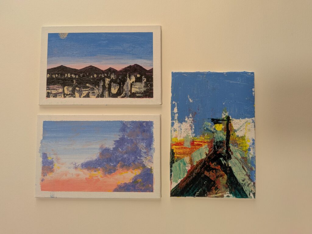 100円ショップで購入したキャンバスボードに描いた絵3点